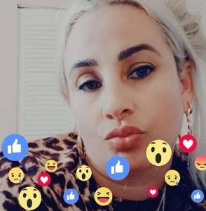 Meet your Posher, Cruz